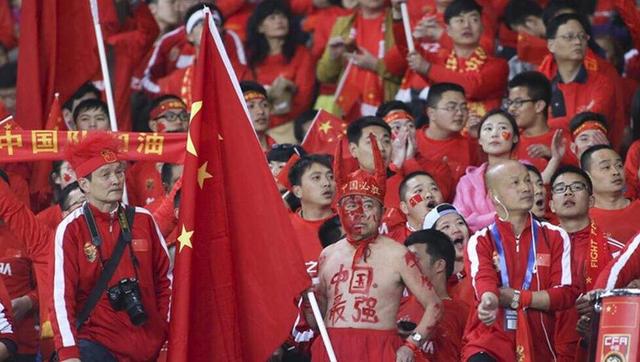《福尔摩斯小姐》里的小帅哥丨赏色 2021-02-22 