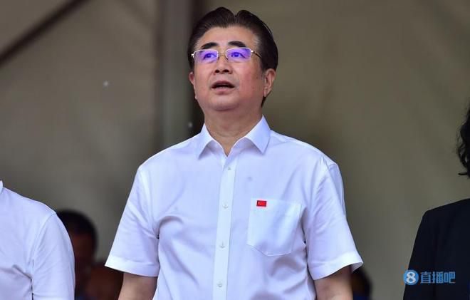 这是近期她在大银幕上完成的第三个母亲形象，而相同的人物身份之下，蒋勤勤用自己细腻兼具突破的表达，为每个角色赋予了不同的 《当家主母》定档 陈建斌抢发蒋勤勤物料受表扬 2021-11-04 11月4日，演员陈建斌抢在妻子蒋勤勤之前，率先发布了她的新作《当家主母》11月8日起更新的消息，还获得了妻子的夸赞。