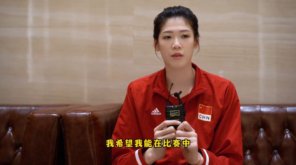 CEO杰弗瑞·卡森伯格携影片导演科克·德·米科、克里斯·桑德斯,中国版配音演员梁家辉、范晓萱现身发布会。