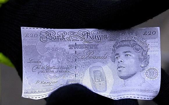 04“爆前·先锋导演之夜”正是对爱奇艺于今年四月在爱奇艺世界·大会上全面推出的自制电影“三级火箭计划”的一次实践呼应。